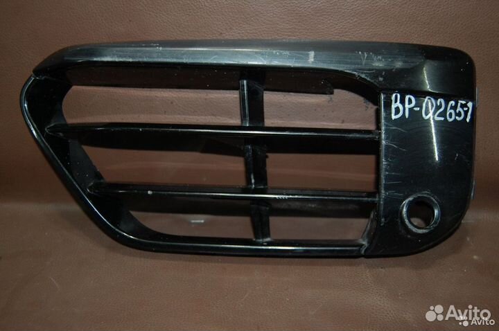 Решетка бампера переднего, левая - BMW X1 F48