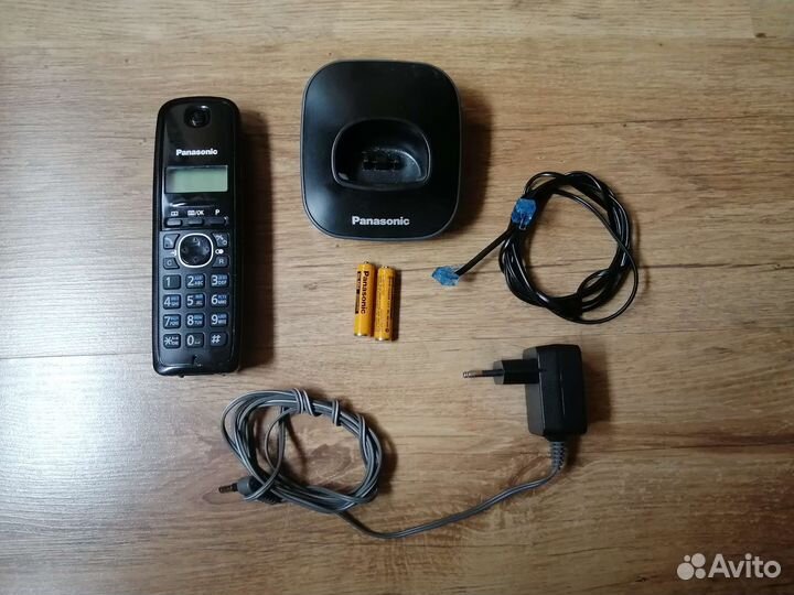 Радиотелефон Panasonic KX-TG1611RU