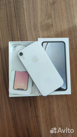 iPhone Xr, 64 ГБ