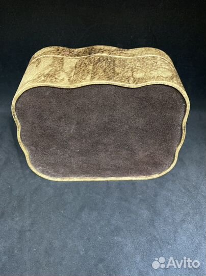 Очень красивая шкатулка из кожи и ткани