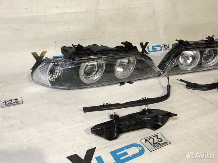 E39 E 39 BMW 5-es новые фары правая и левая