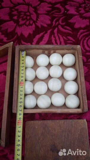 Набор стариных бильярдных маленьких шаров