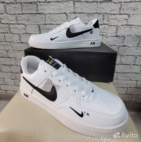 Кроссовки nike air force1. 42,43,44. Маломерки