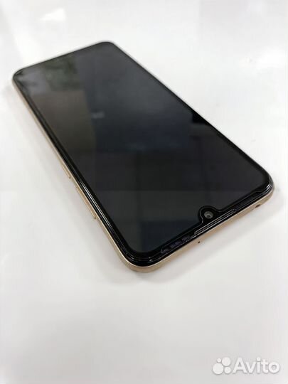 HUAWEI Y6 (2019), 2/32 ГБ