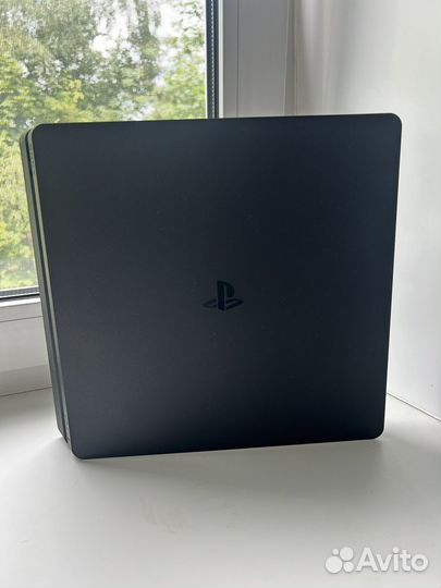 Sony playstation 4 PS4 slim