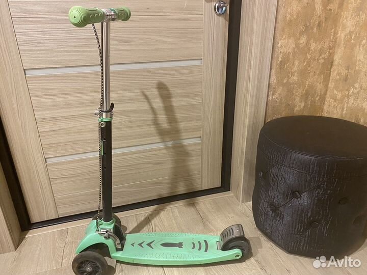 Самокат колеса светяться