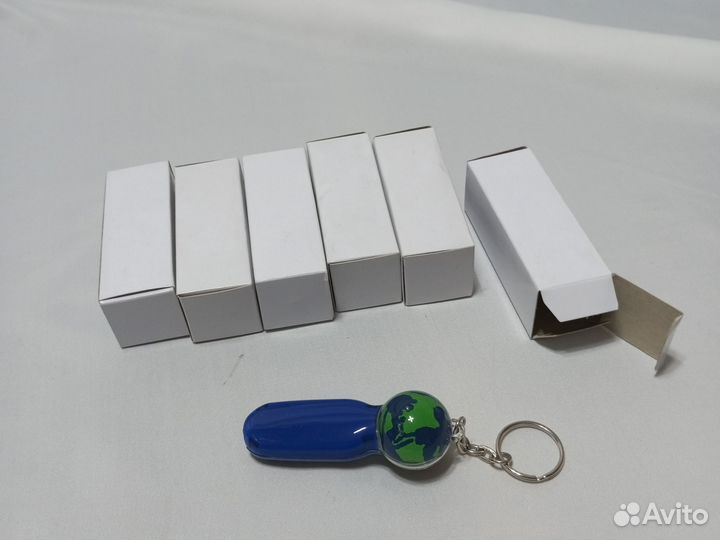 Брелок с фонариком 