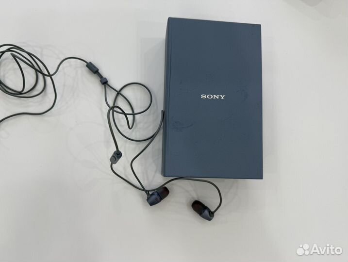 Наушники apple и sony