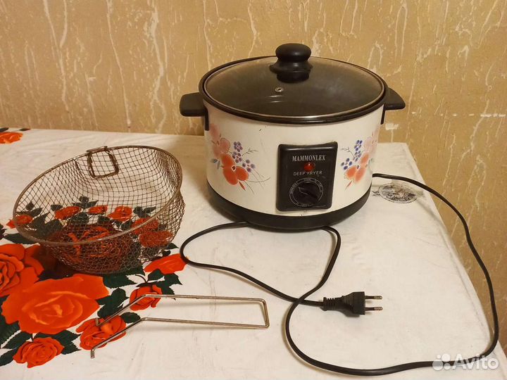 Электрическая кастрюля