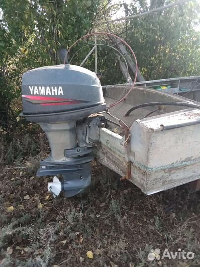 Лодка алюминиевая с мотором