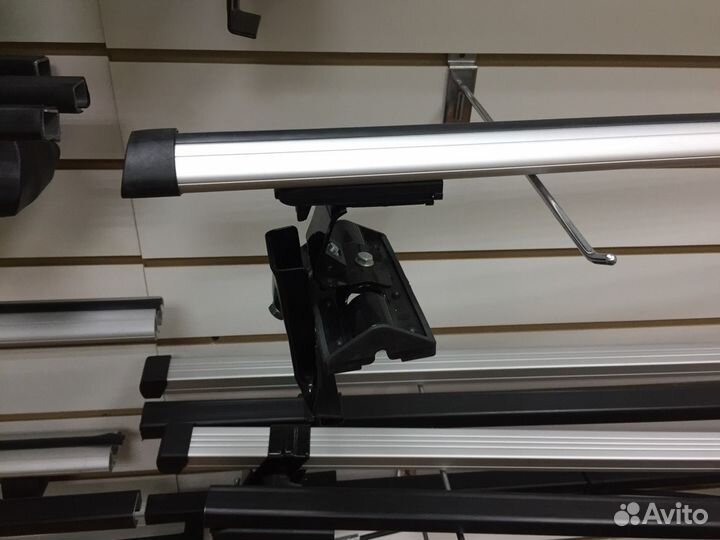 Багажник на гладкую крышу алюминиевый