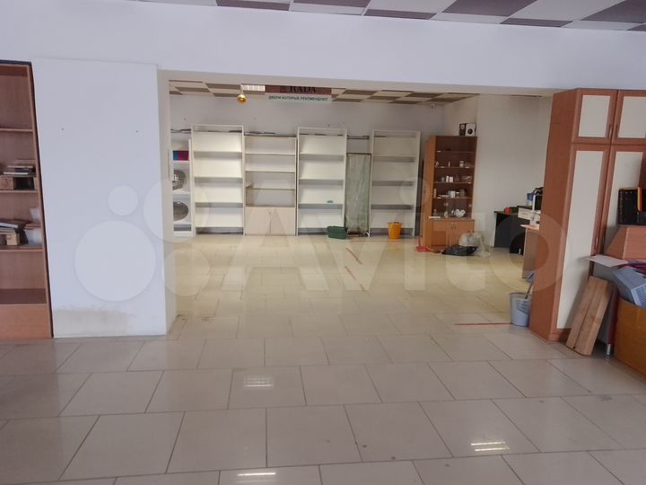 Свободного назначения, 700 м²