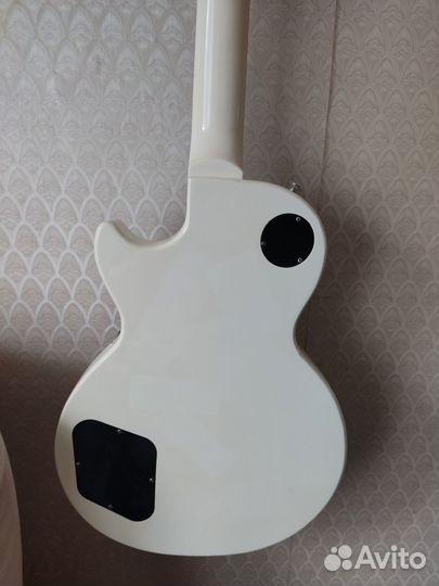 Электрогитара Epiphone les paul studio