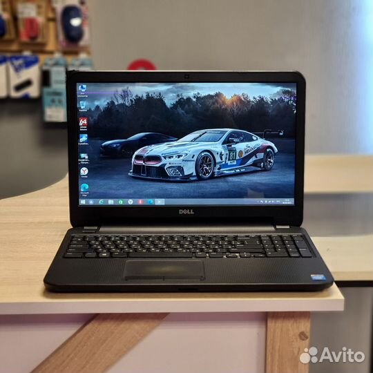 Ноутбук Dell c SSD 120gb/4gb/В Отличном состоянии