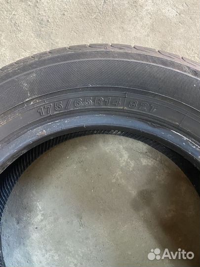 Yokohama BluEarth AE01 175/65 R14