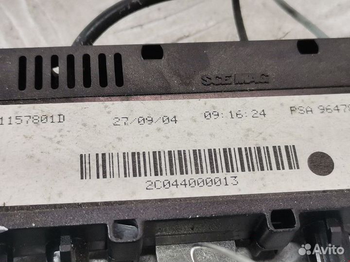 Усилитель антенны Peugeot 407 2005