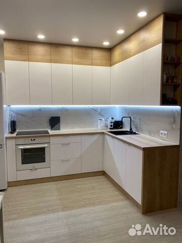 Угловой кухонный гарнитур