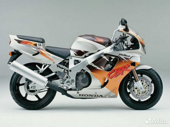 В разбор Honda CBR 900 RR Fireblade 1992 - 1995 г