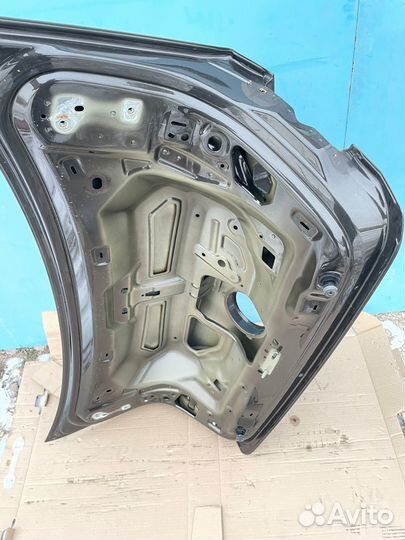 Крышка багажника Volkswagen Passat B8