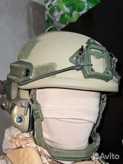 Шлем бр2 с наушниками