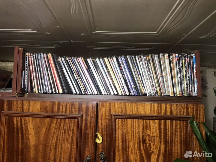 Dvd диски с фильмами и мультфильмами