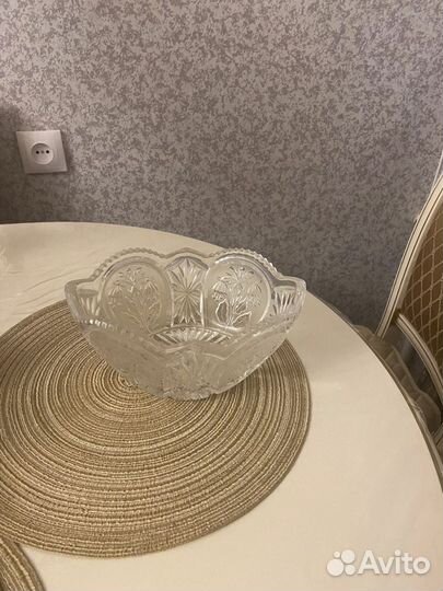 Хрустальная ваза