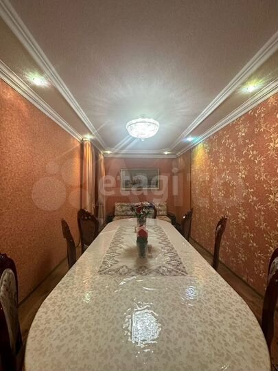 Дом 205 м² на участке 6 сот.