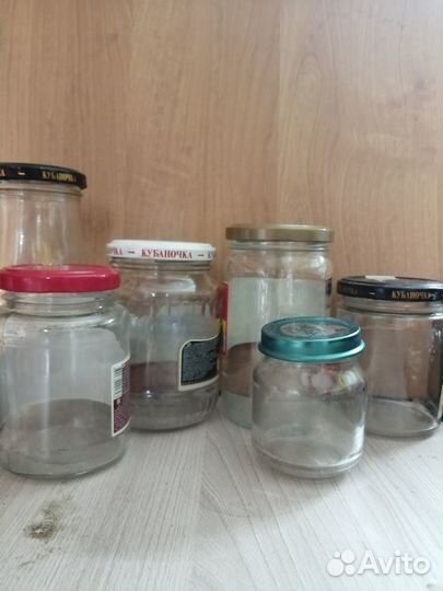 Банки стеклянные. Несколько штук