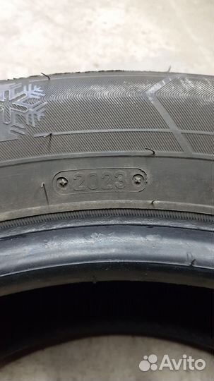 Triangle PL01 205/60 R16 96R