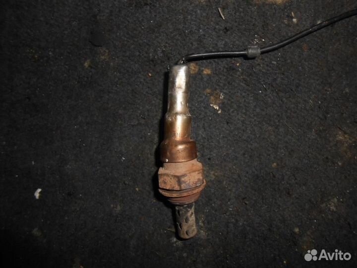 Датчик кислородный/Lambdasonde Mazda Familia BF(8