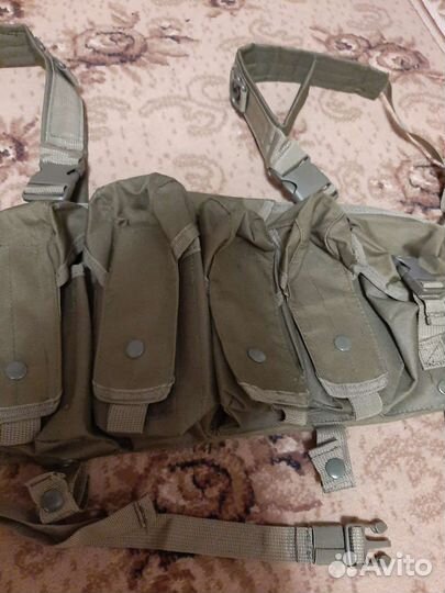 Жилет тактический