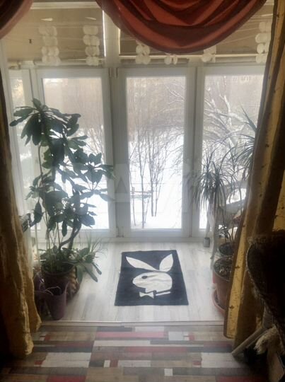 2-к. квартира, 52 м², 3/5 эт.