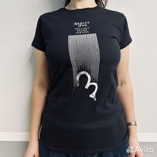 Женская футболка Karluv Tyn