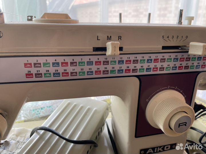 Швейная машина aiko