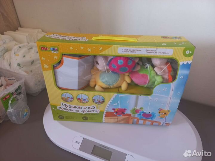 Мобиль (без батареек, заводной)