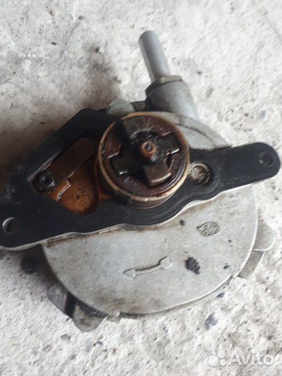 Вакуумный насос мерседес 212,204 м271