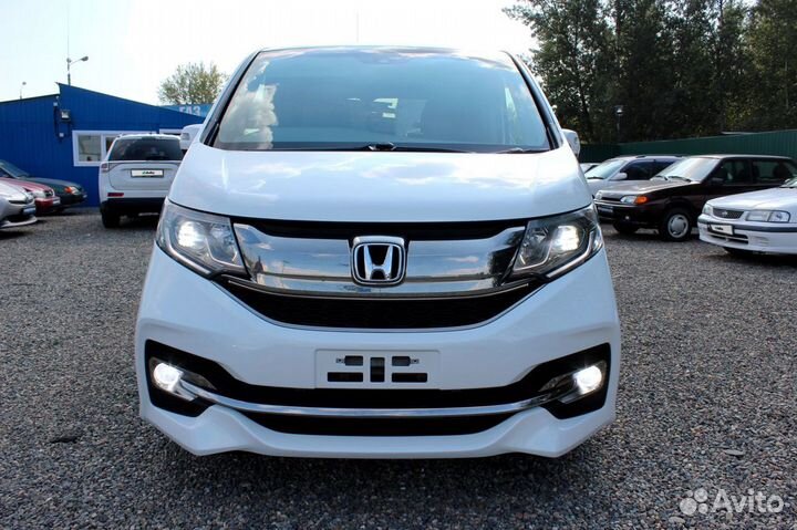 Honda Stepwgn 1.5 CVT, 2016, 130 000 км