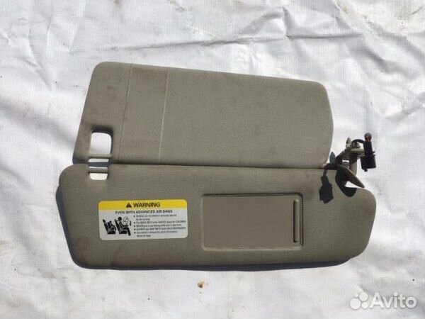 Козырек солнцезащитный передний правый Audi Q7 4L