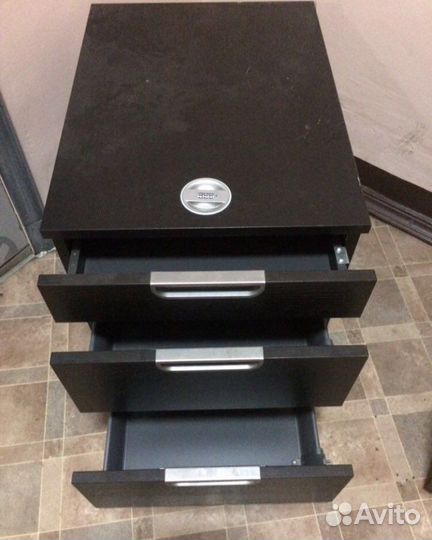 Тумба выкатная