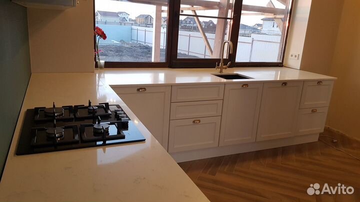 Столешница из кварцевого агломерата