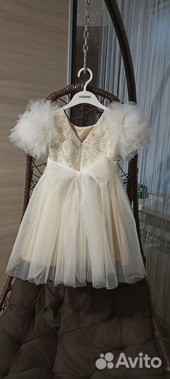 Платье праздничное