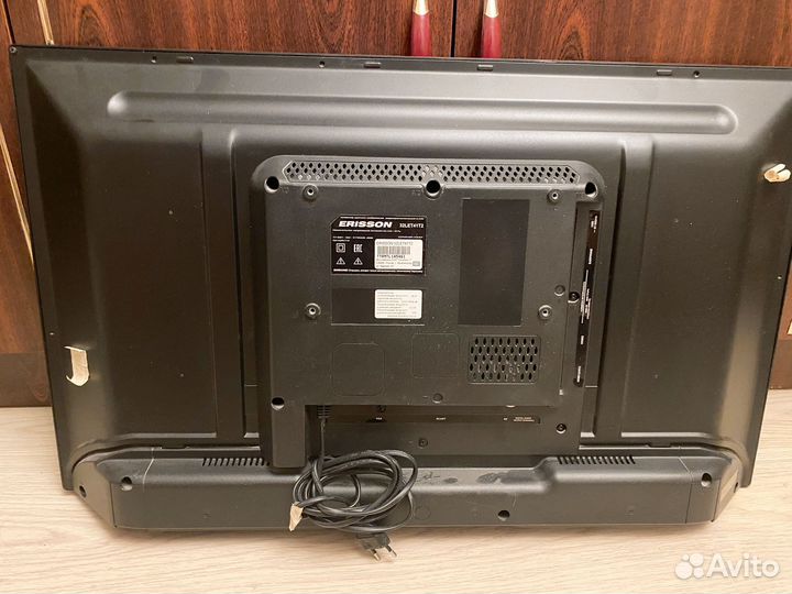 Телевизор erisson 32 на запчасти