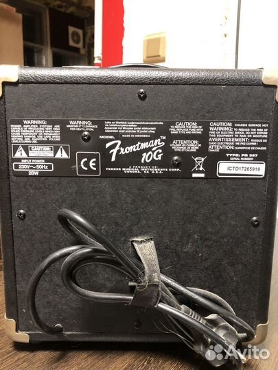 Комбоусилитель fender 10g 28ватт