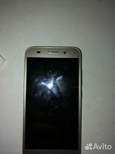HUAWEI Y3 2017, 8 ГБ