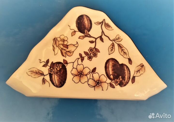 Фарфор. Салфетница. Шкатулка. Ваза