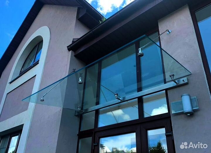 Козырек из стекла на подвесах