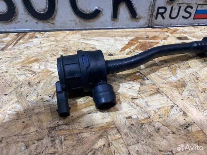 Клапан вентиляции топливного бака Bmw X5 E70 3.0