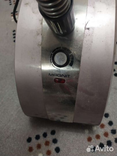 Отпариватель для одежды вертикальный