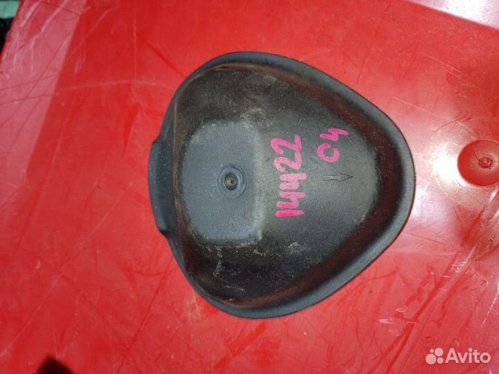 Крышка опоры Audi A6 седан 2.6I 1996