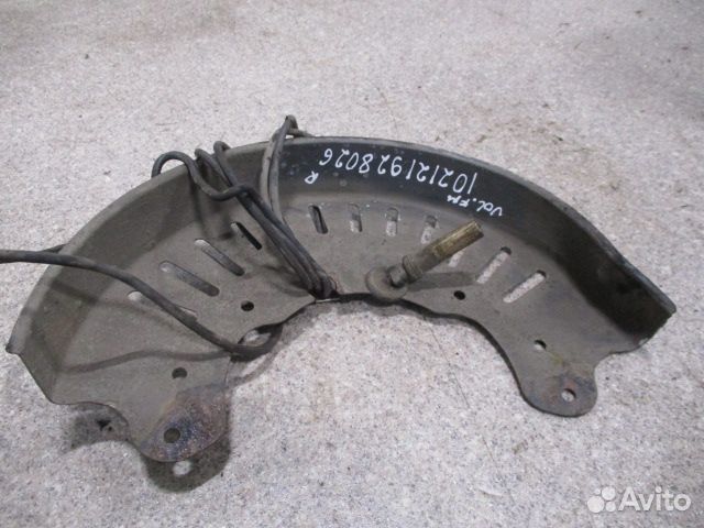 Пыльник (задний мост) Volvo 20374214